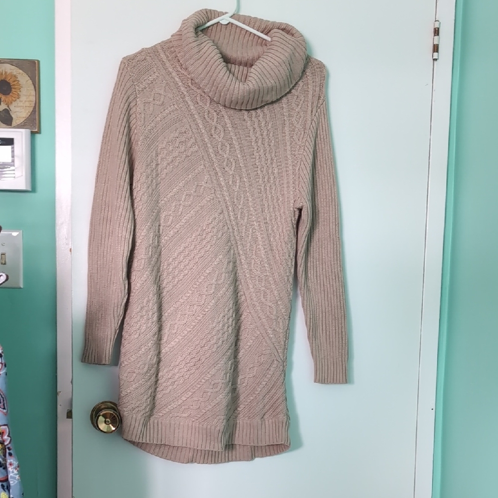 BYLYSE Beigish Pinkish Sweater